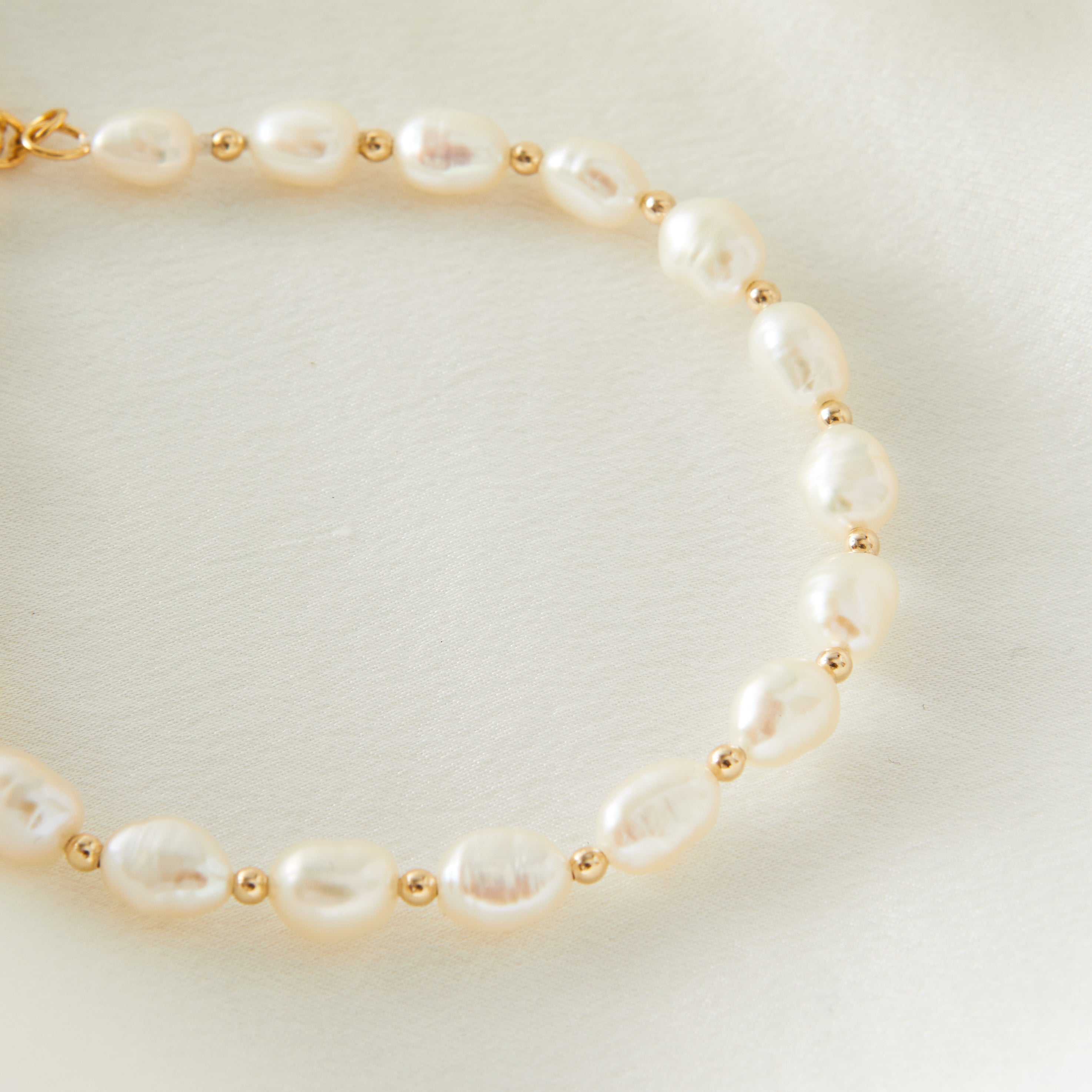 Pearl and Bead Bracelet - Lauren