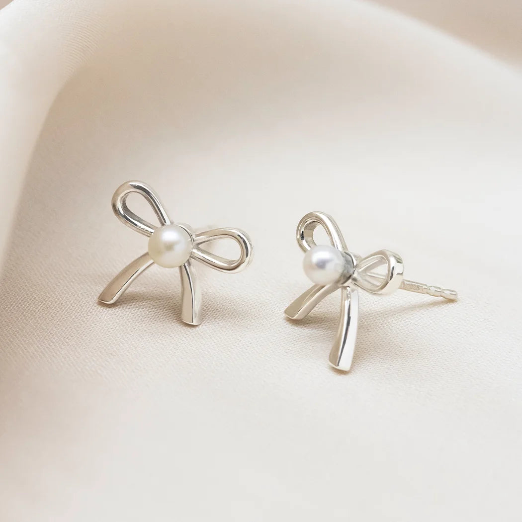Pearl Bow Stud Earrings - Bonnie