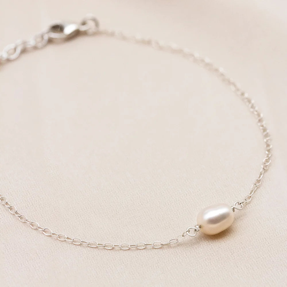 Classic Small Pearl Bridal Jewellery Set - Mini Cara