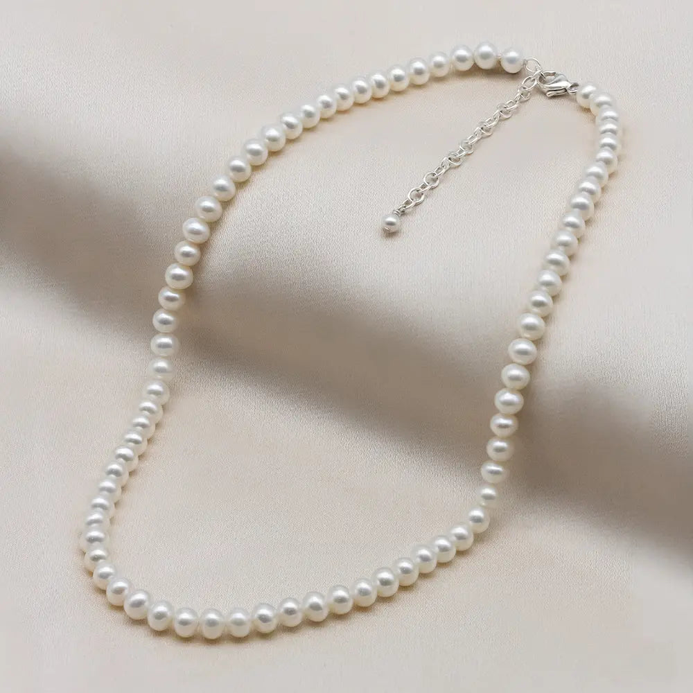 Audrey Classic Round Pearl Necklace
