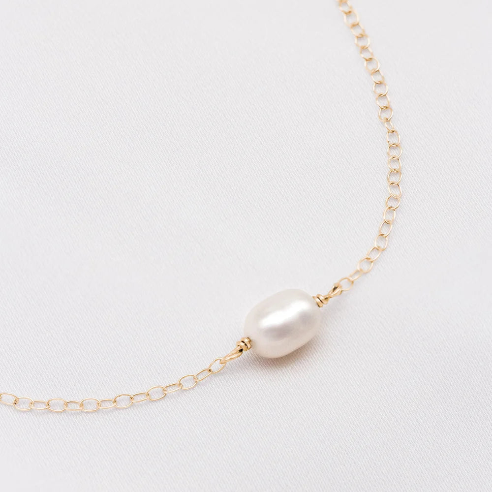 Personalised Script Heart Initial Pearl Bracelet with 7mm Coin