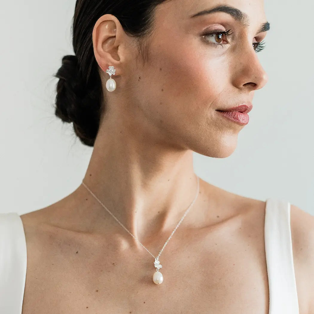 Flower Pearl Drop Earrings - Flora