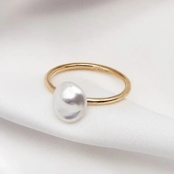 Gold Baroque Pearl Ring