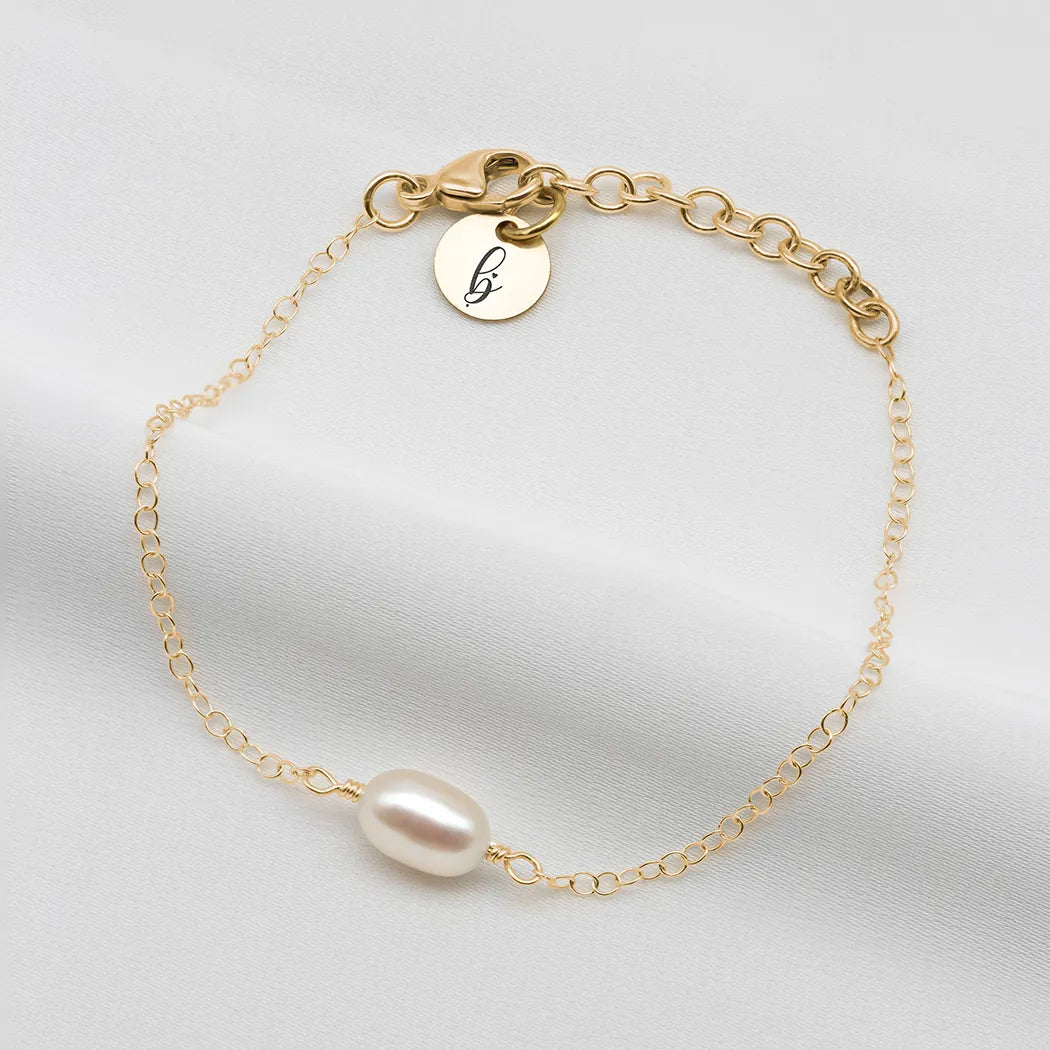 Personalised Script Heart Initial Pearl Bracelet with 7mm Coin