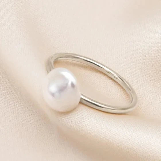 Silver Baroque Pearl Ring