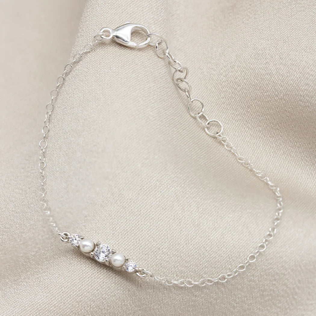 Dainty Pearl and Diamond Bracelet - Haru