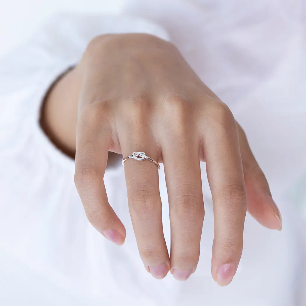 Knot Ring