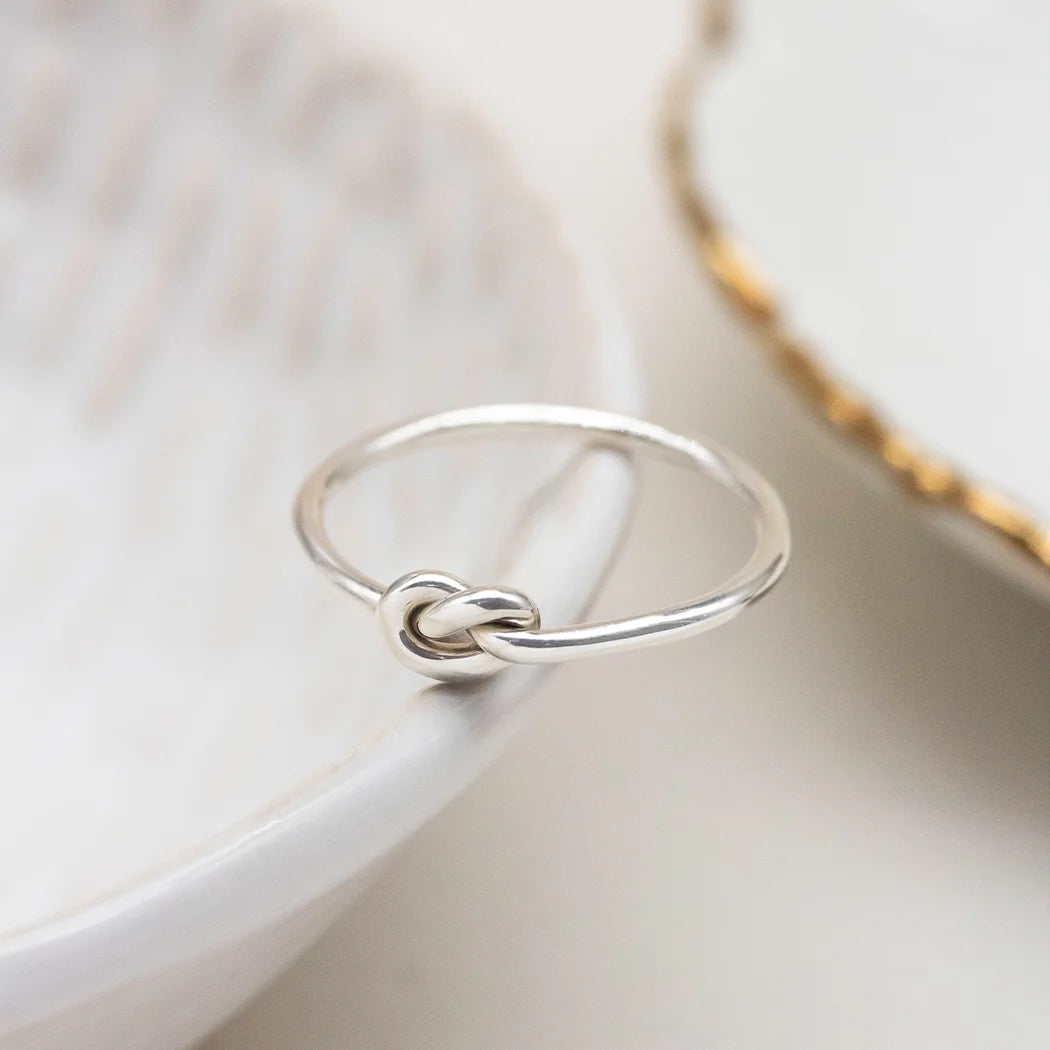 Knot Ring