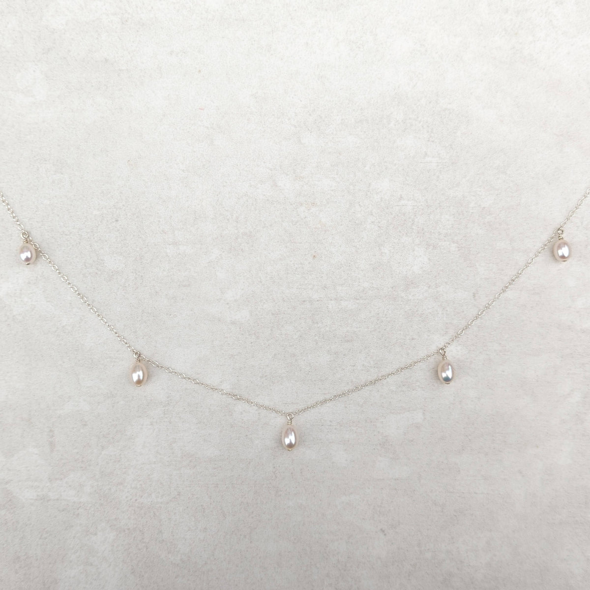 Five Pearl Necklace - Annalise - KIRI & BELLE