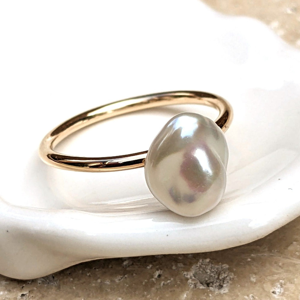 Gold Baroque Pearl Ring Effortlessly Individual Kiri & Belle