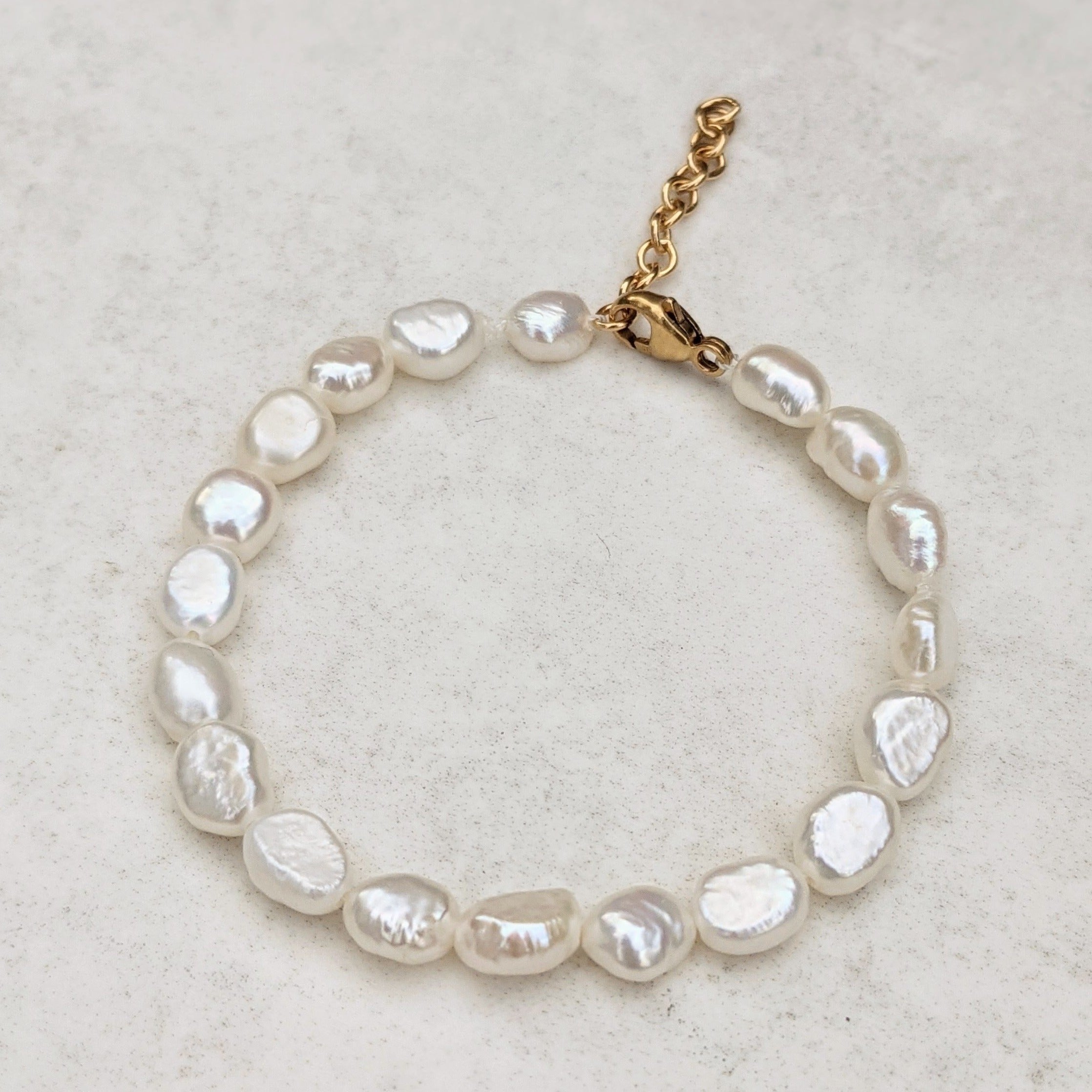 Small baroque pearl bracelet in gold irregular handmade gift